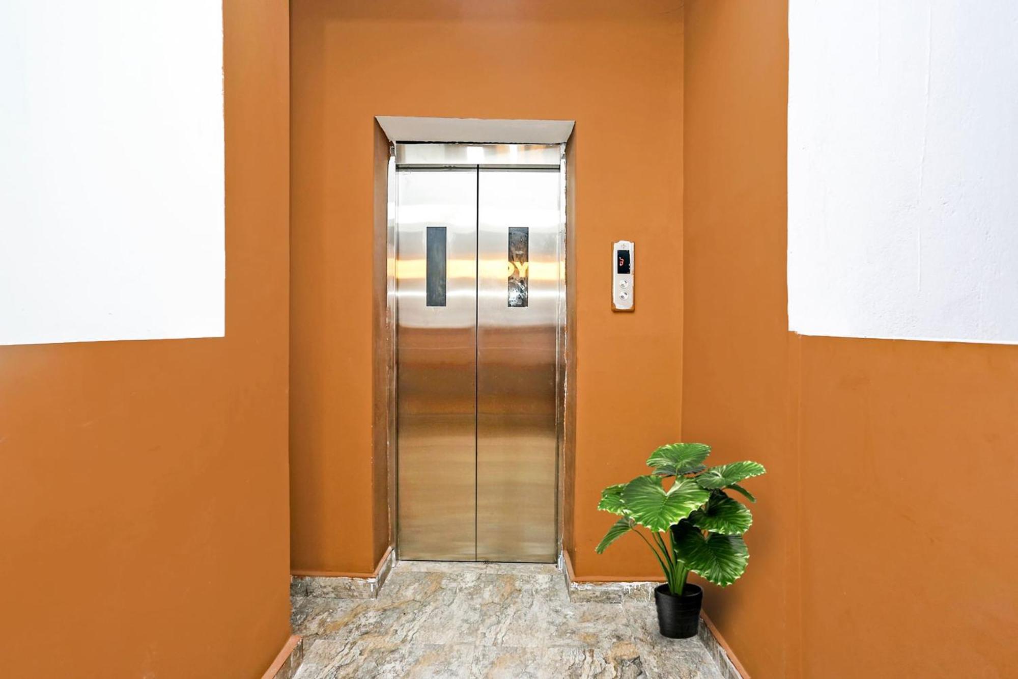 בובנשוואר Hotel O Seven Inn מראה חיצוני תמונה